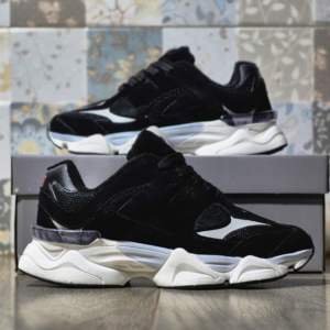 Tênis Casual Preto e Branco Confortável